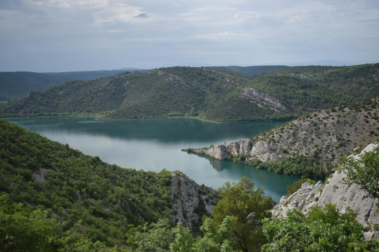 Matanovi Dvori-Krka National Park Hotell Lozovac Exteriör bild