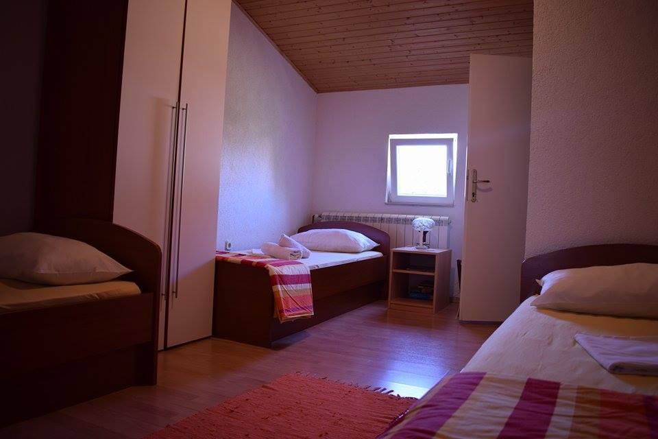 Matanovi Dvori-Krka National Park Hotell Lozovac Exteriör bild